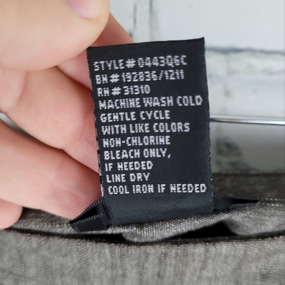 AGB | pleated side zip skirt - Picture 5 of 5